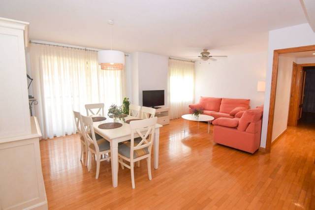 Piso en Alquiler en Deportista Miriam Blasco en Albufereta