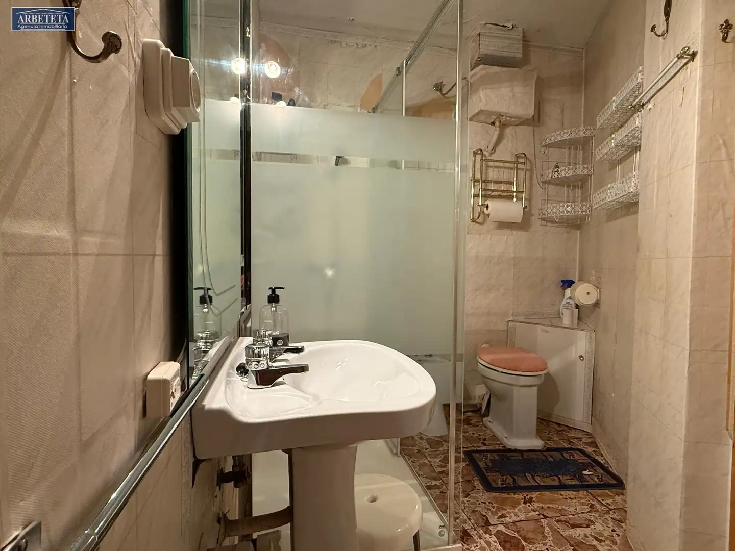Bathroom of Flat for sale in Guadalajara  with Heating