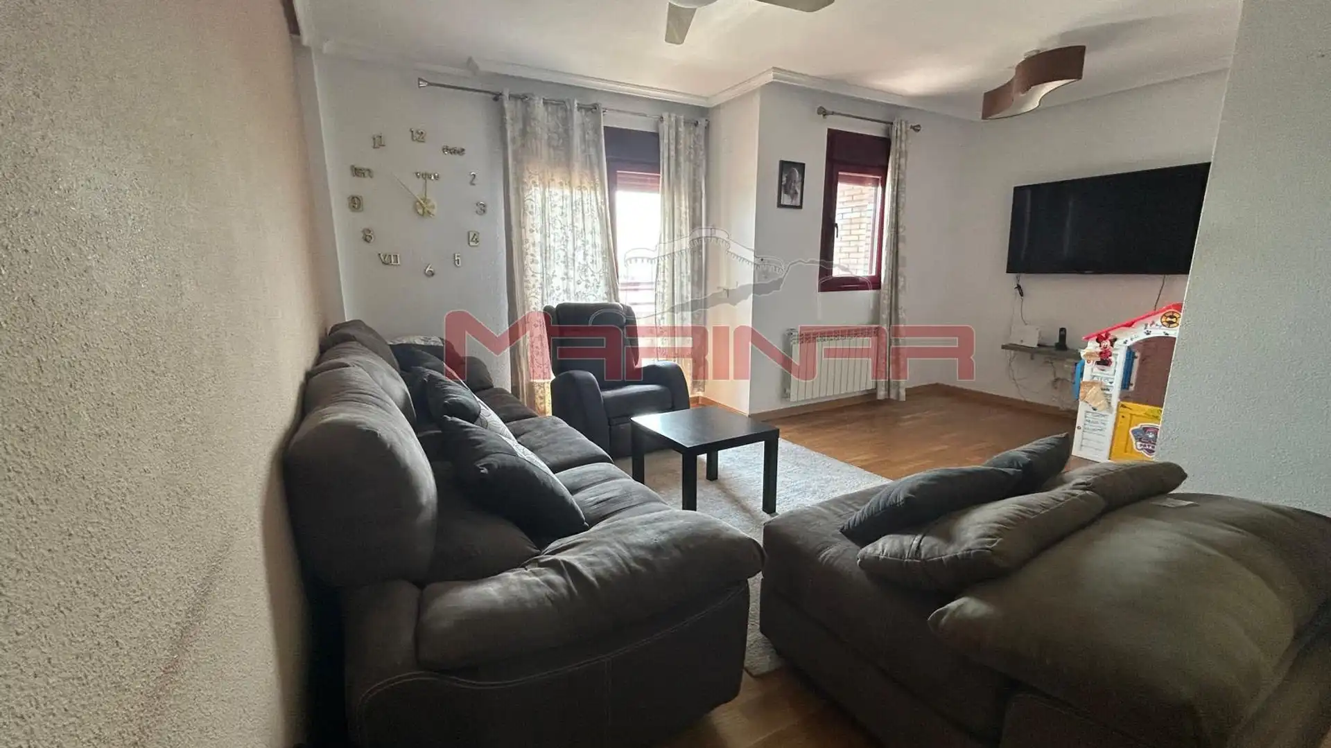 Sala d'estar de Pis en venda en Seseña amb Calefacció, Jardí privat i Terrassa