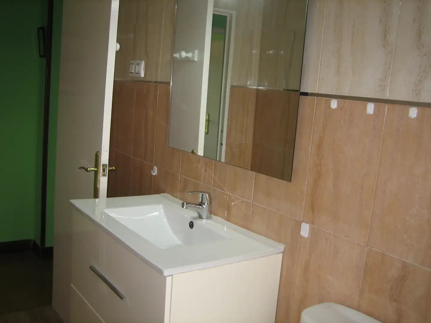Baño de Piso en venta en Avilés con Amueblado