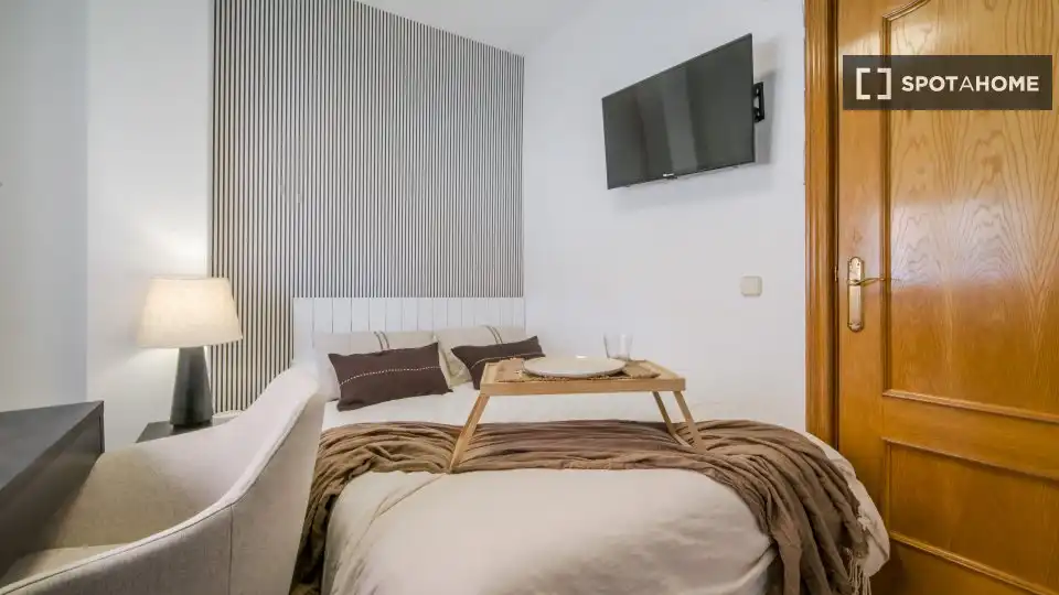 Room in San Isidro