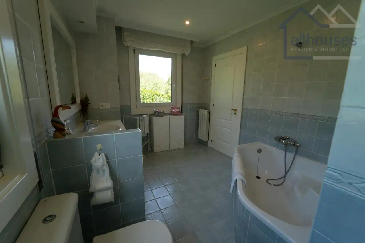 Detached house with pool for sale in Oia, imagen 19