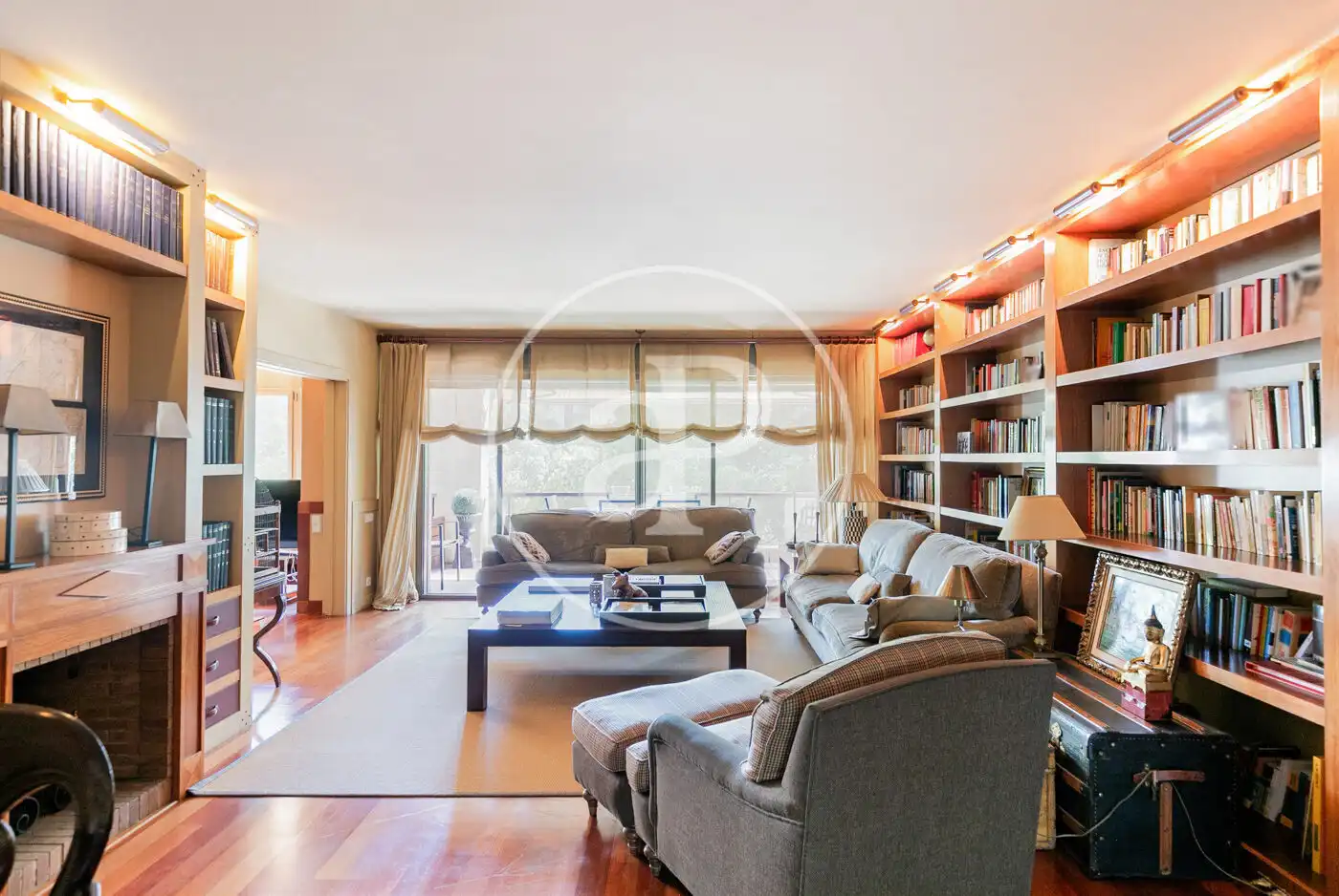 Sala de estar de Piso en venta en Barcelona con Aire acondicionado, Calefacción y Jardín privado