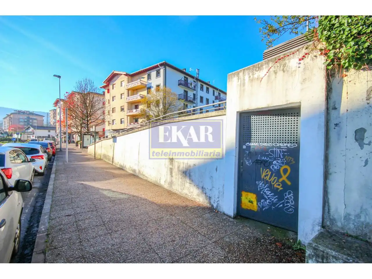 Parkplatz von Garage zur Miete in Irun 