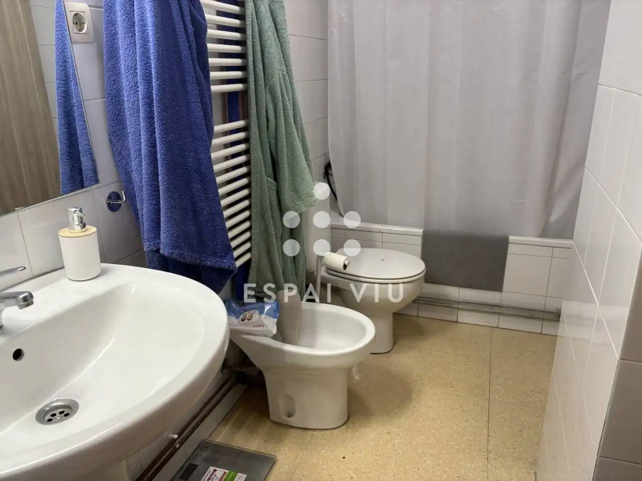 Piso en venta en Espronceda