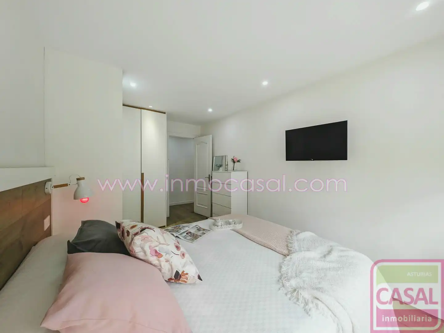 Habitación de Piso en venta en Gijón  con Calefacción y Trastero