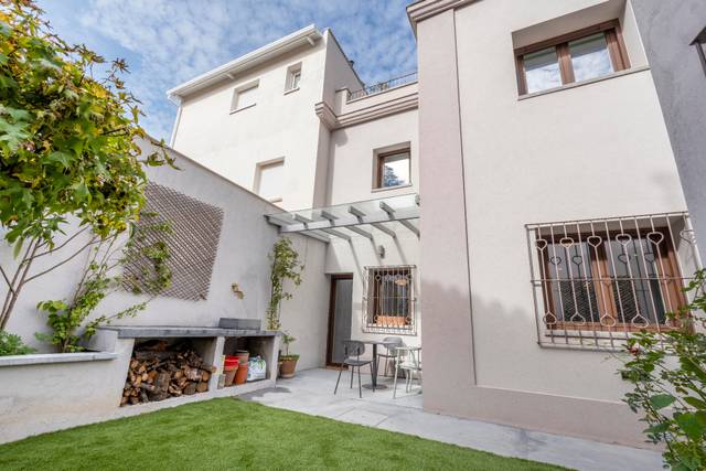 Casa-chalet en Alquiler en Hispanoamérica - Bernabéu