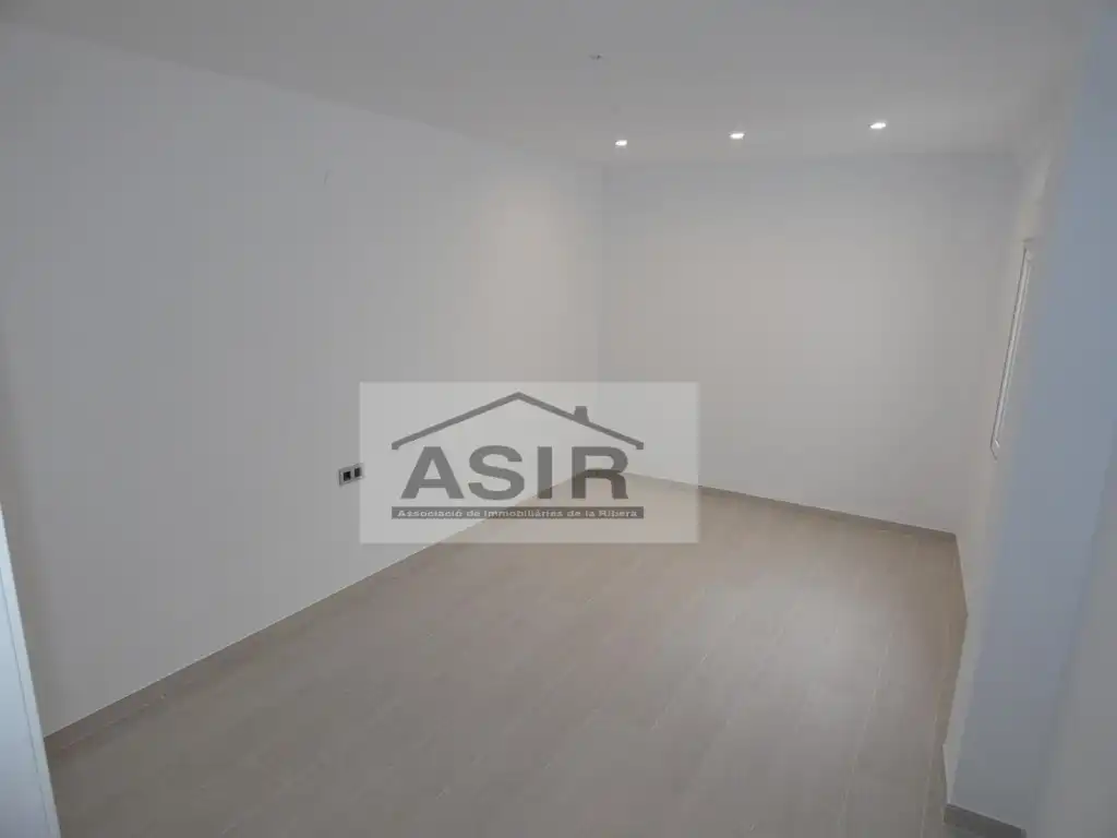 Flat for rent in Alquenència - Venècia