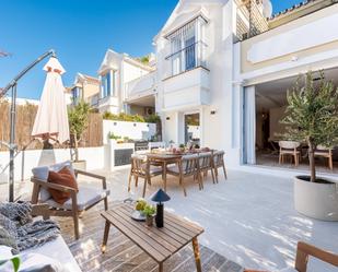Terrassa de Casa adosada en venda en Marbella amb Aire condicionat, Jardí privat i Terrassa