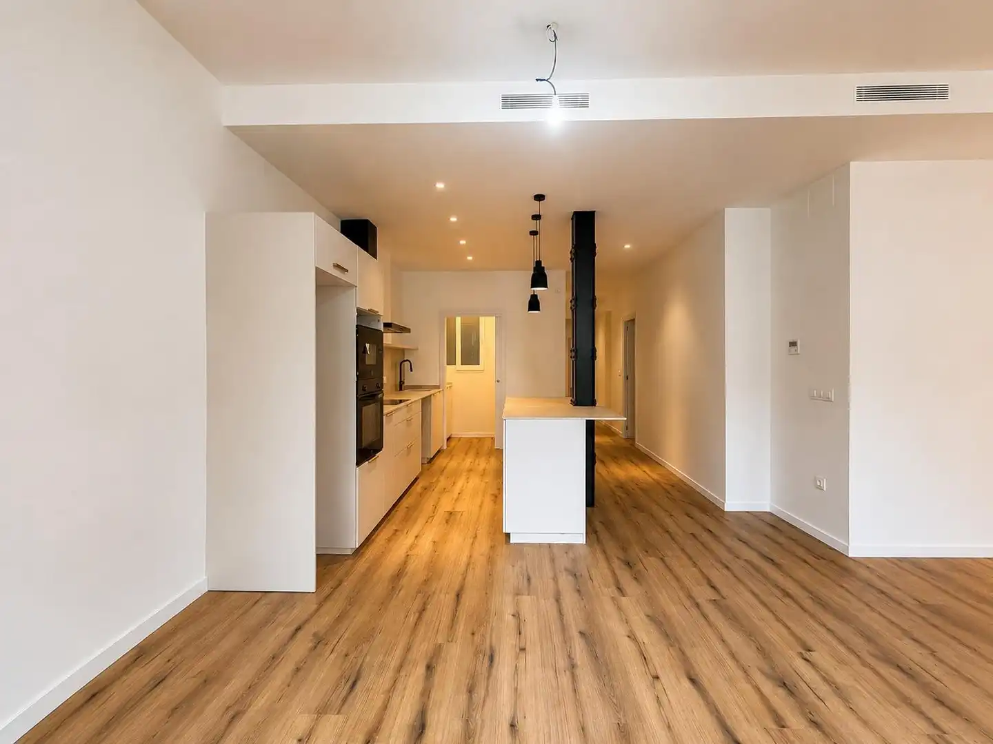 Kitchen of Flat for rent in Valencia  with Air Conditioner, Heating and Parquet flooring