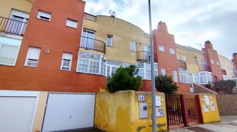 Photo 2 of Single-family semi-detached for sale in Cofradia Cristo de la Salud, Villanubla, Valladolid