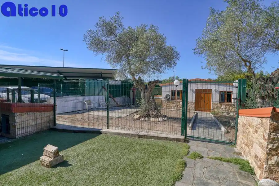 Jardín de Casa o chalet en venta en Gijón  con Calefacción, Jardín privado y Parquet
