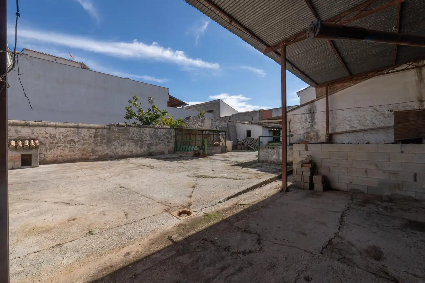 Vista exterior de Casa o chalet en venta en Albolote con Terraza y Balcón