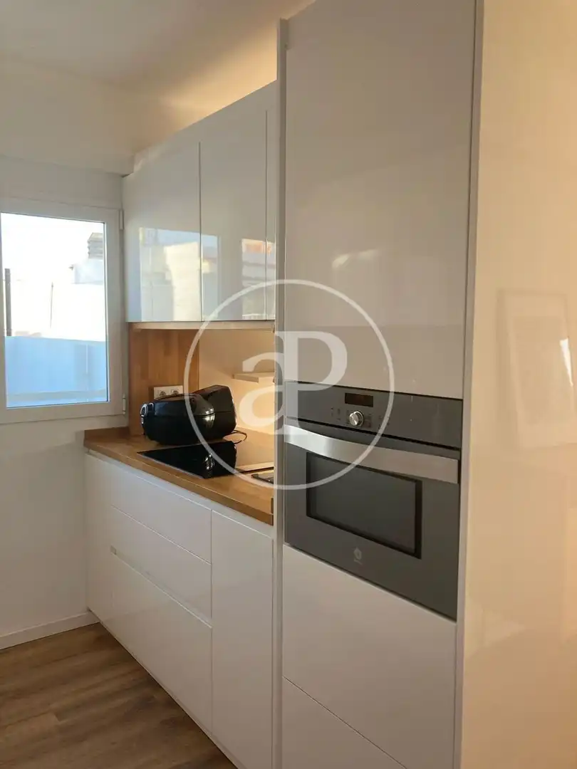 Cuina de Pis de lloguer en Valencia amb Aire condicionat, Calefacció i Terrassa