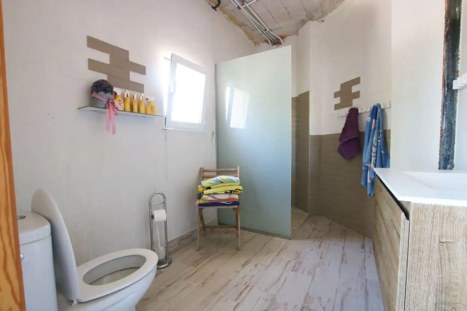 Bathroom of Houses for sale in L'Alfàs del Pi  with Air Conditioner, Heating and Private garden