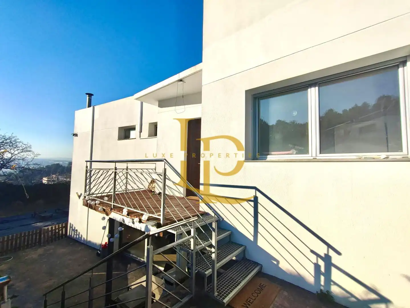 Vista exterior de Casa o xalet en venda en Castellbisbal amb Aire condicionat, Calefacció i Jardí privat