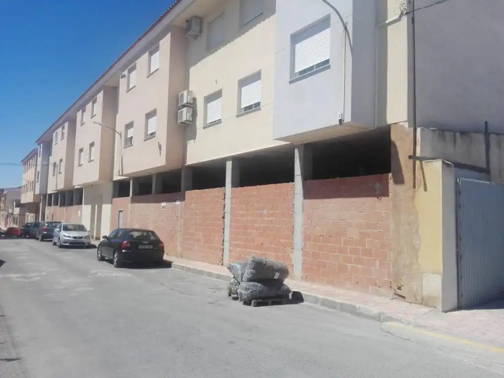Vista exterior de Local en venta en Alhama de Murcia
