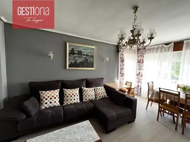 Sala d'estar de Casa o xalet en venda en Noja