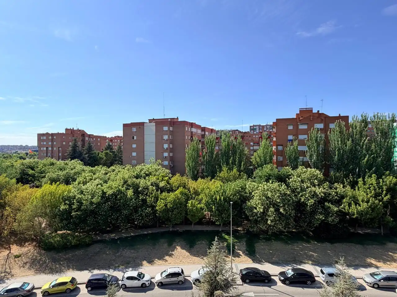 Vista exterior de Piso en venta en Madrid con Aire acondicionado, Calefacción y Jardín privado