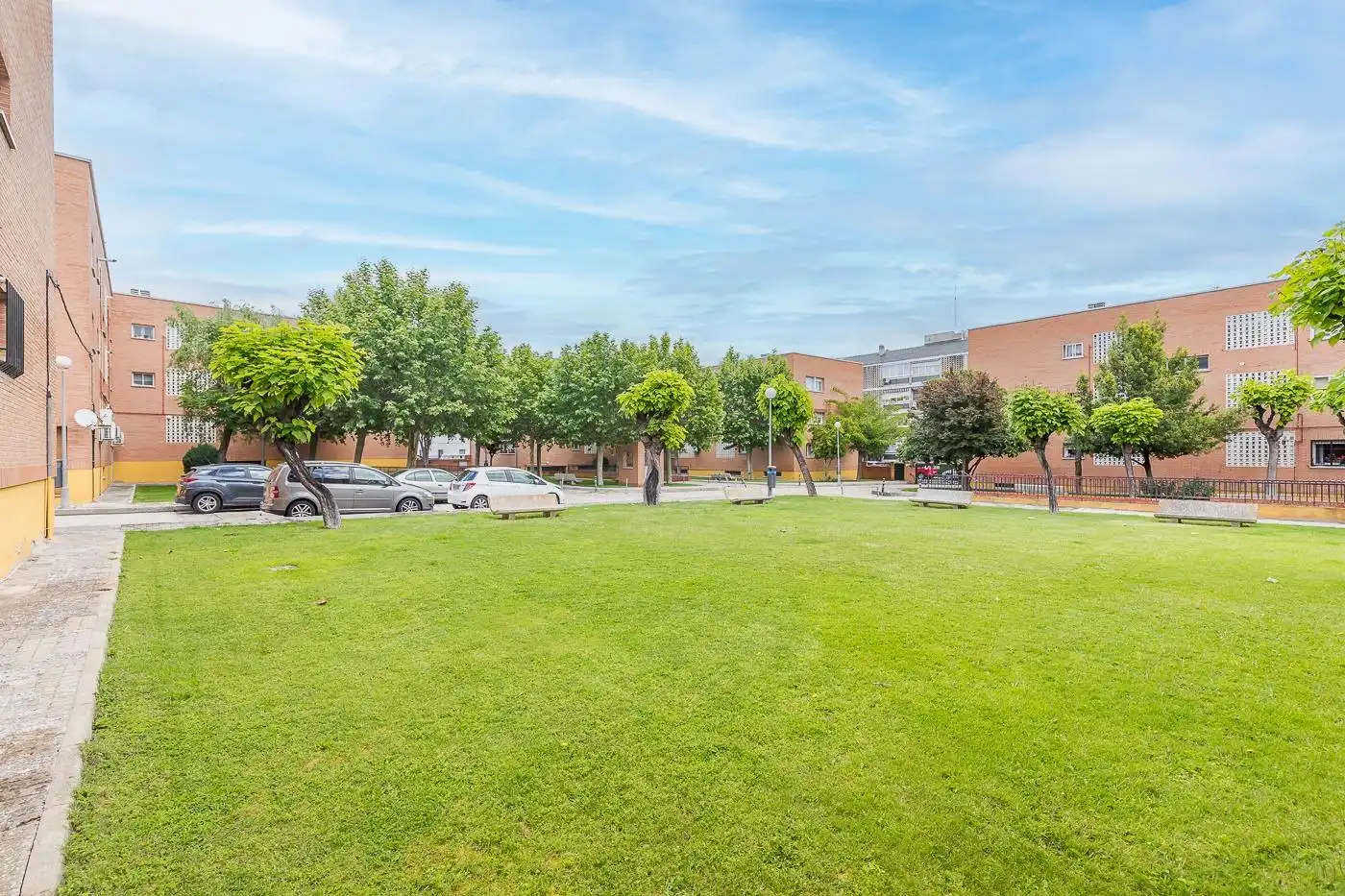 Vista exterior de Pis en venda en Majadahonda amb Calefacció i Terrassa