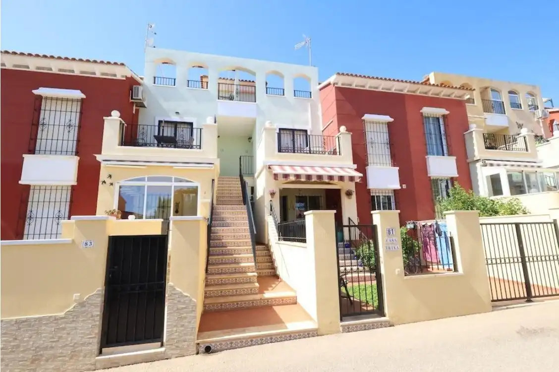 Apartamento con piscina en venta en N/A