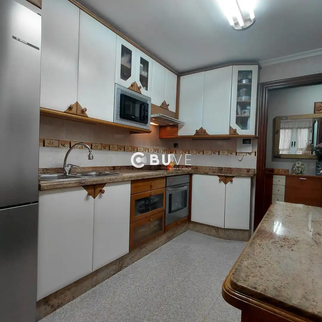 Cuina de Pis en venda en Langreo amb Calefacció, Terrassa i Traster