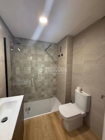 Piso en Alquiler en Centro - Corte Inglés