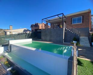 Swimming pool of House or chalet for sale in Villalbilla  with Air Conditioner, Heating and Private garden