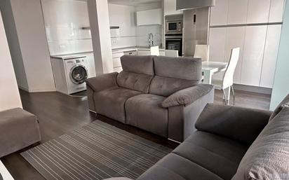 Living room of Flat for sale in  Albacete Capital  with Air Conditioner, Heating and Balcony