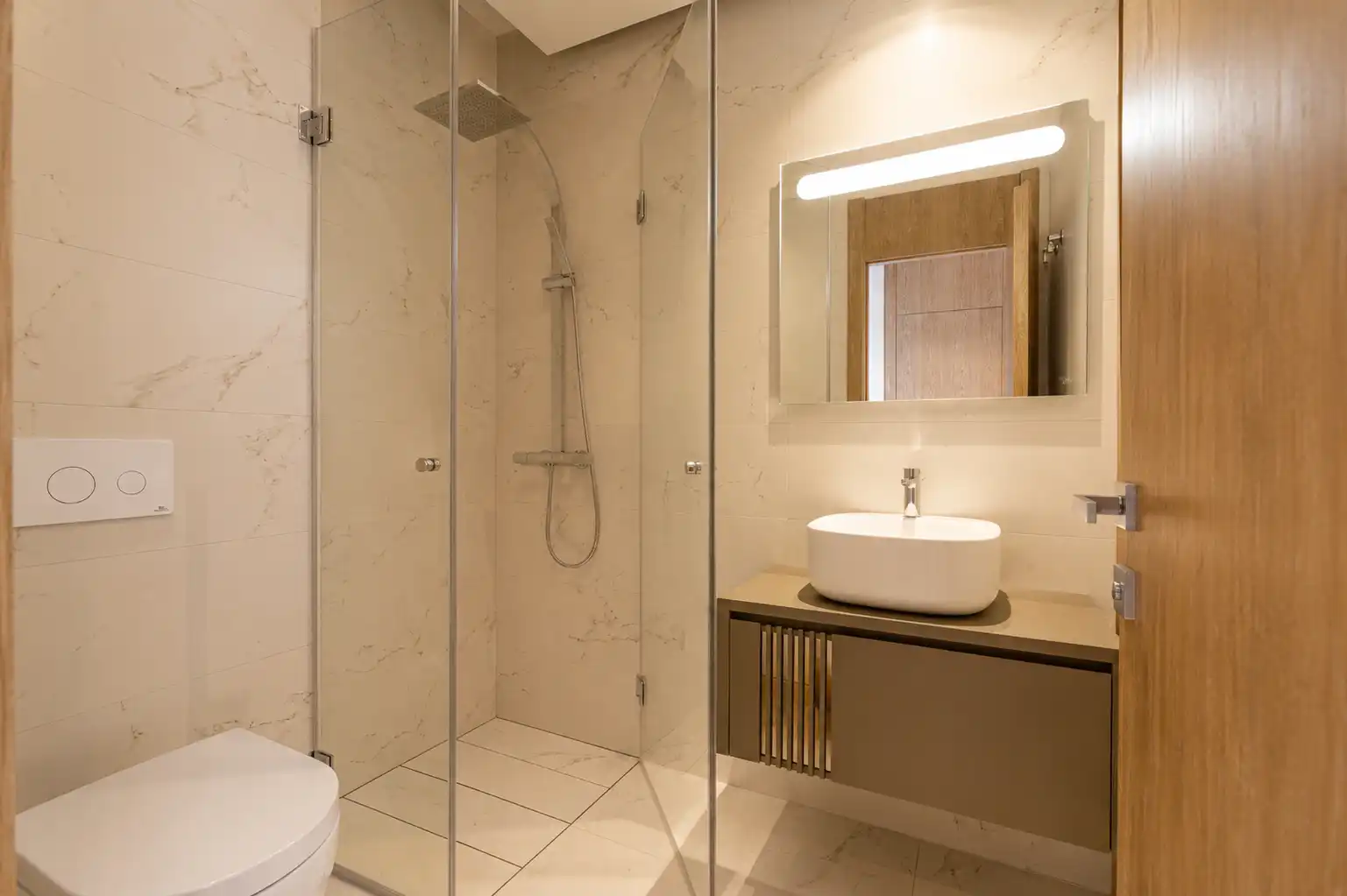 Badezimmer von Wohnung zur Miete in Pozuelo de Alarcón mit Klimaanlage, Heizung und Abstellraum