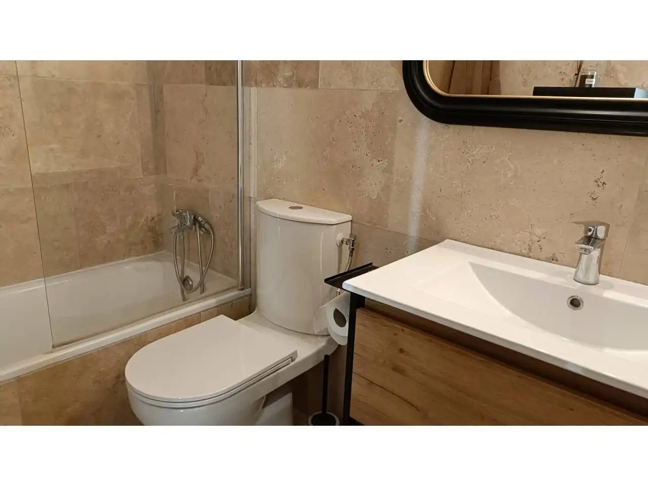 Baño de Piso en venta en L'Escala con Aire acondicionado, Calefacción y Terraza