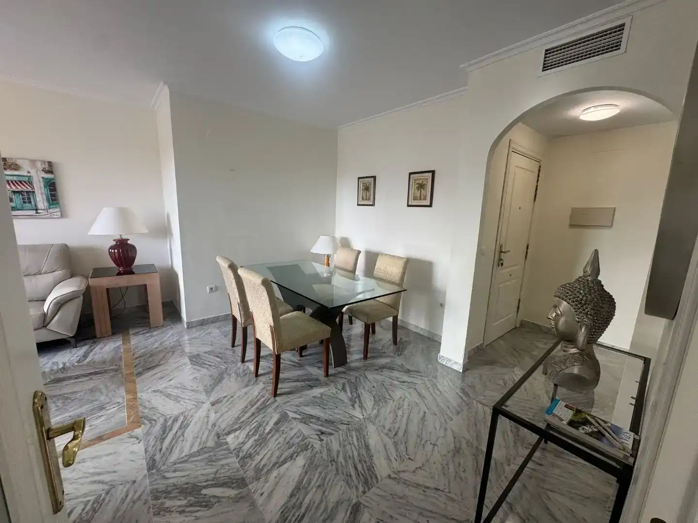 Esszimmer von Wohnungen zur Miete in Marbella mit Klimaanlage, Terrasse und Schwimmbad