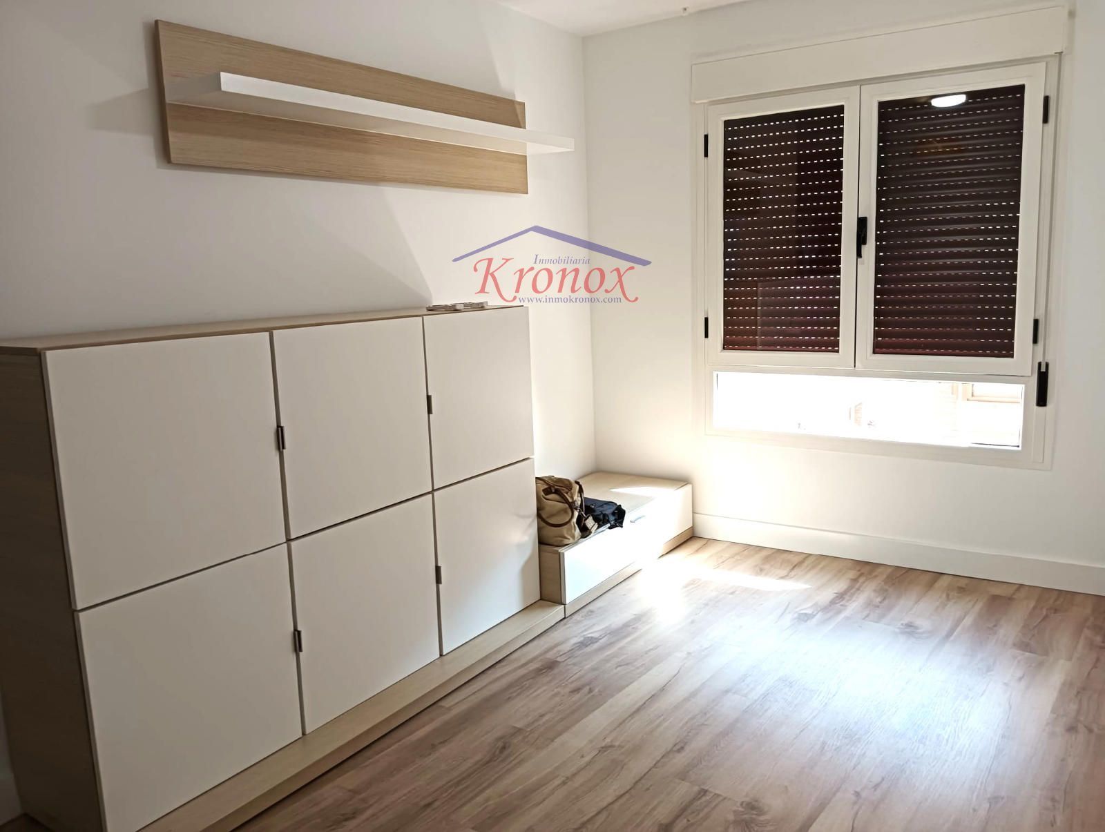Bedroom of Flat for sale in  Madrid Capital