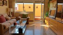 Living room of Flat for sale in Pineda de Mar  with Air Conditioner, Heating and Terrace
