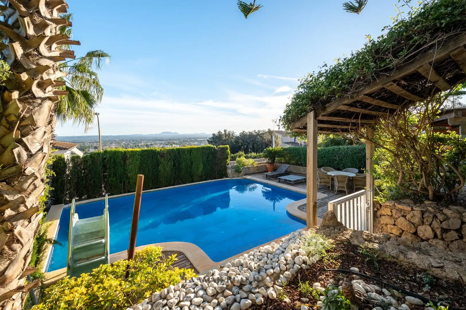 Piscina de Casa o xalet en venda en Inca amb Aire condicionat, Calefacció i Jardí privat