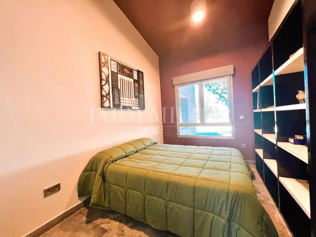 Dormitori de Casa o xalet en venda en Yecla amb Aire condicionat, Calefacció i Jardí privat
