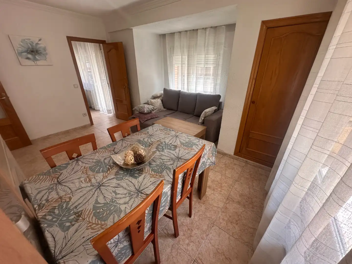 Comedor de Piso de alquiler en Cuenca con Calefacción, Amueblado y Horno