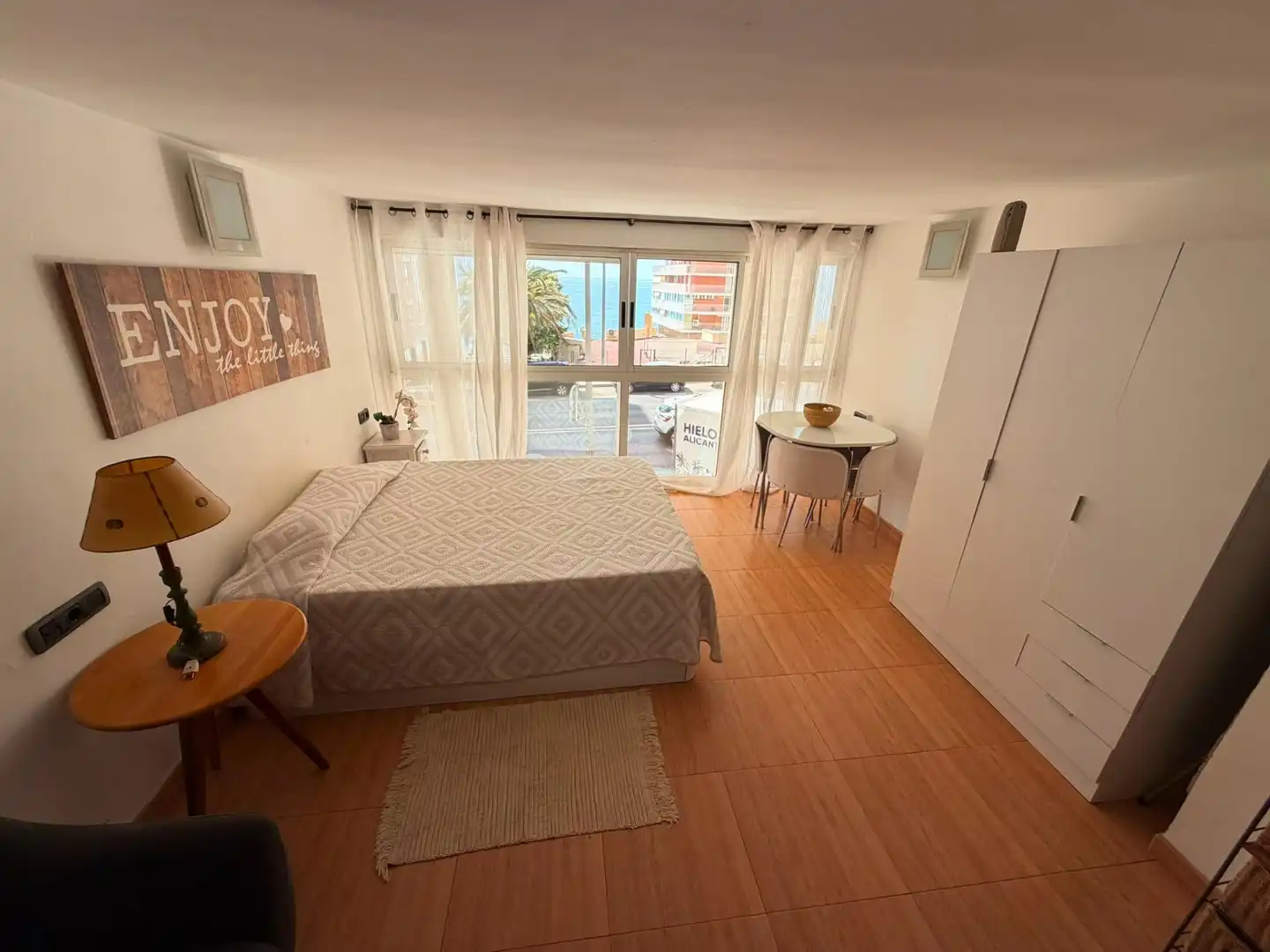 Bedroom of Study for rent in Alicante / Alacant  with Air Conditioner