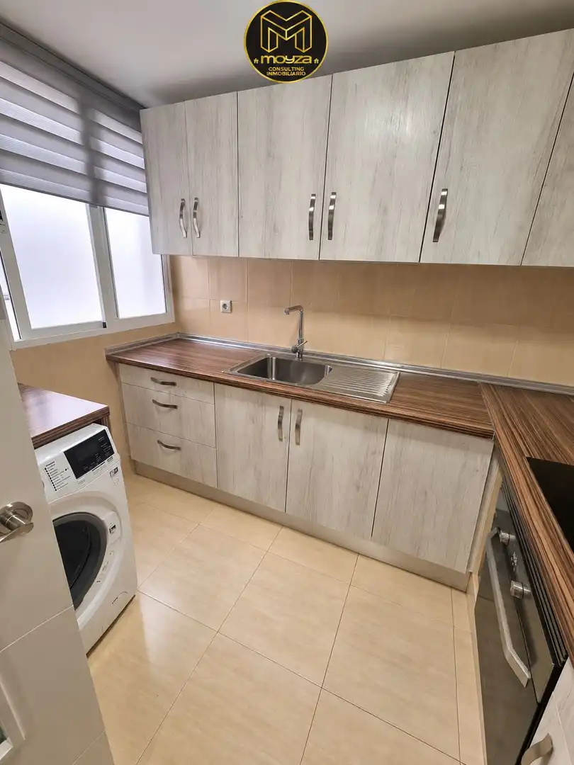 Maisonette mit Aufzug zum Verkauf in Ctra. Circunvalación - La Magdalena, imagen 3