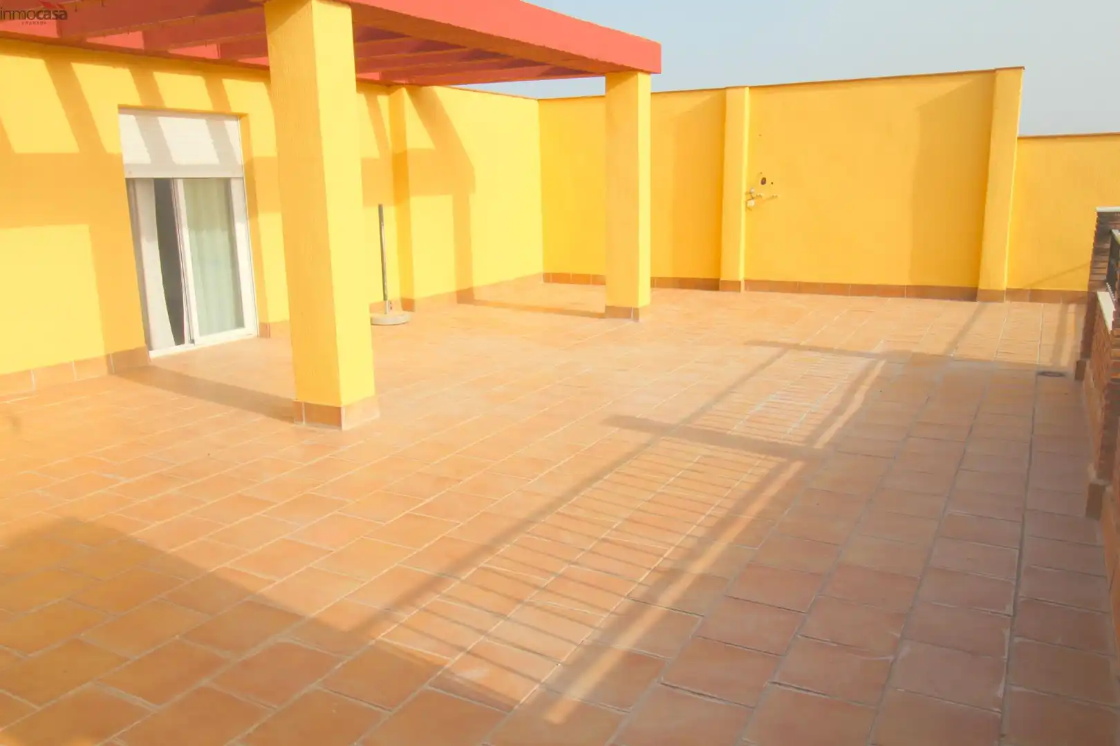 Terrasse von Dachboden zur Miete in Churriana de la Vega mit Terrasse