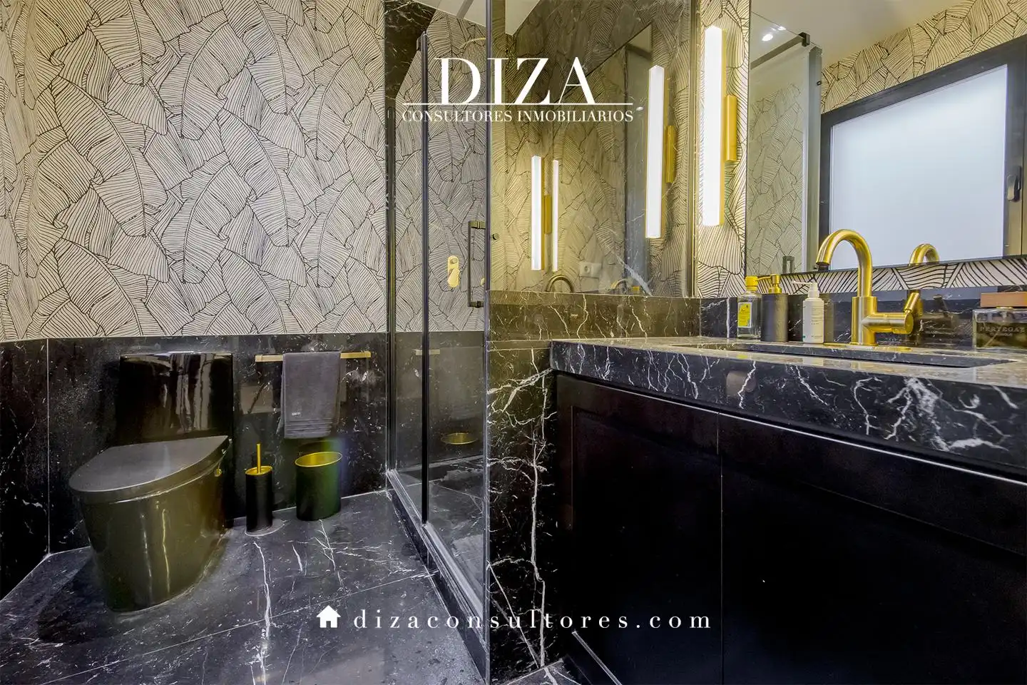 Bathroom of Apartments for sale in Madrid  with Air Conditioner and Heating