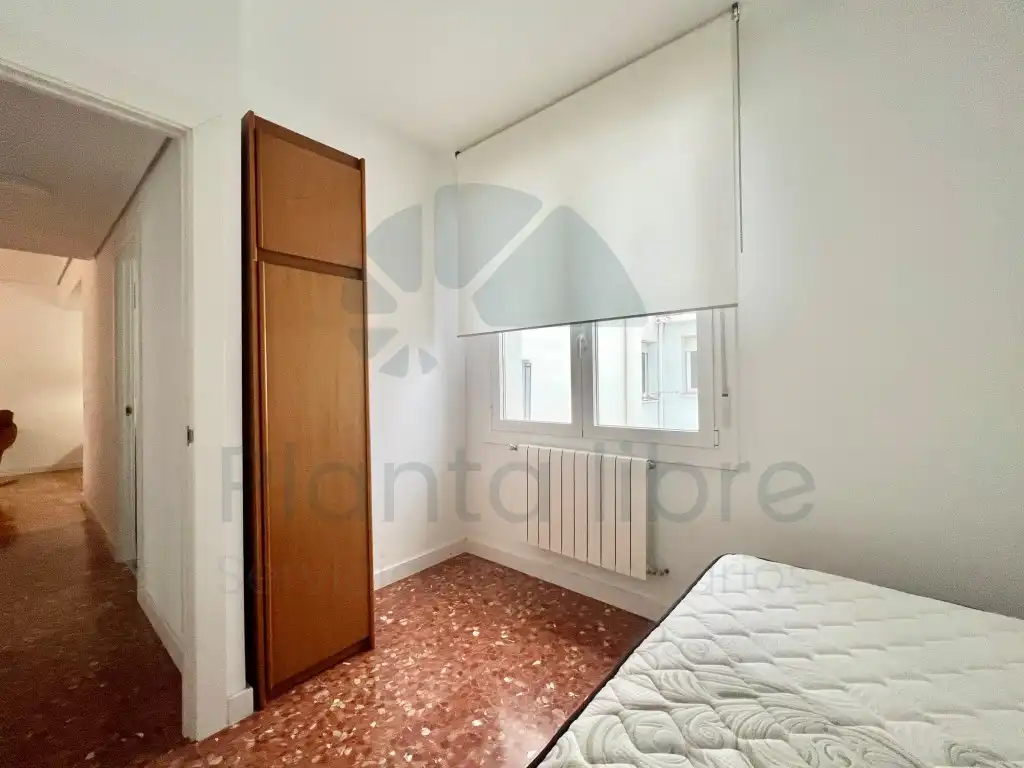 Apartament amb terrassa en venda a Avenida De La Paz, imagen 21
