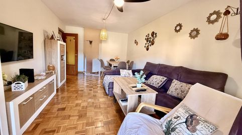 Foto 2 de Piso en venta en Calle Calle Roberto Olid Residencial Madrid, Parque de la Paloma, Benalmádena