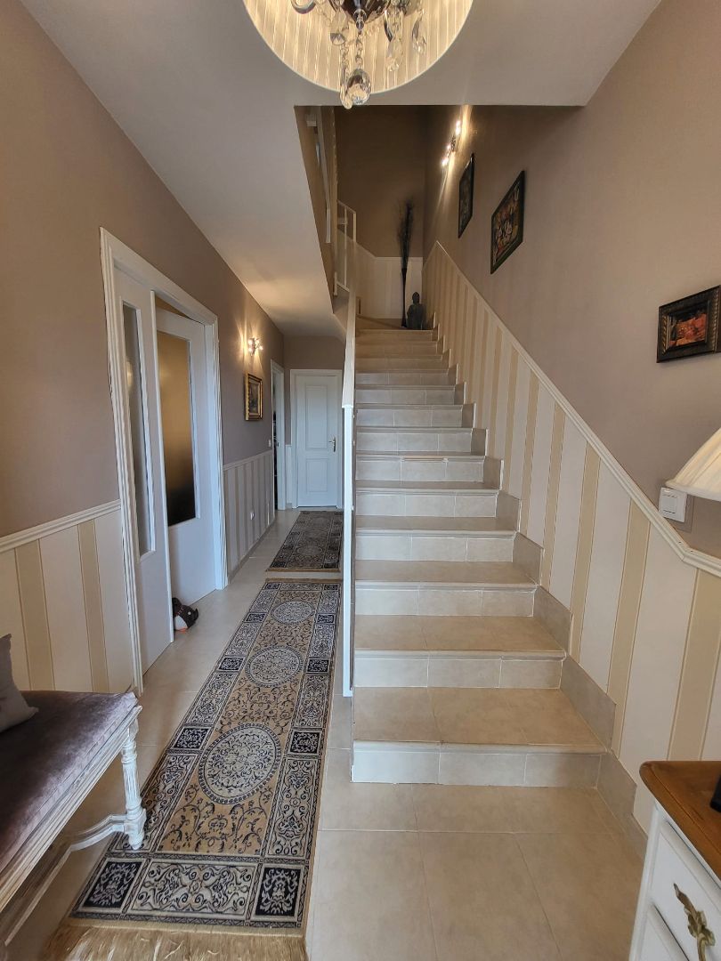 Casa adosada en venda en Almoguera amb Jardí privat, Moblat i Forn