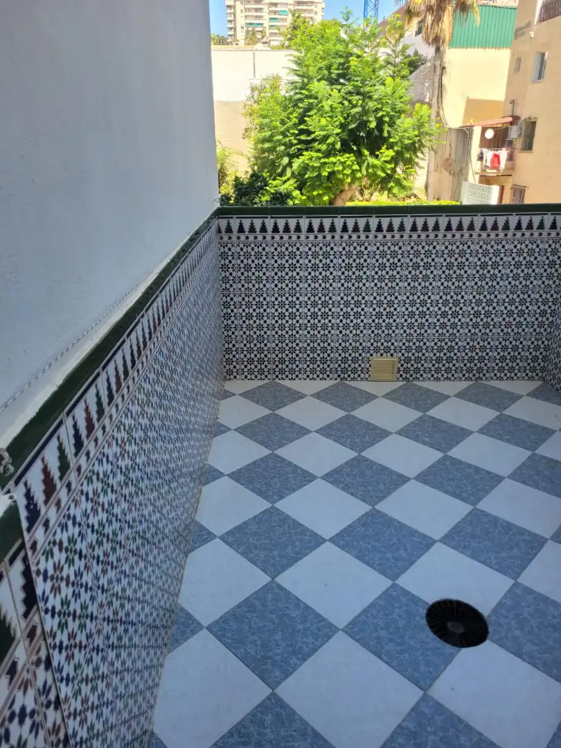 Apartament en venda a Calle Decano Higueras del Castillo, 37, La Carihuela - Los Nidos