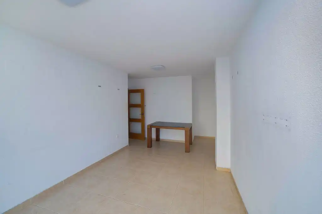 Habitación de Piso en venta en Alicante / Alacant con Trastero