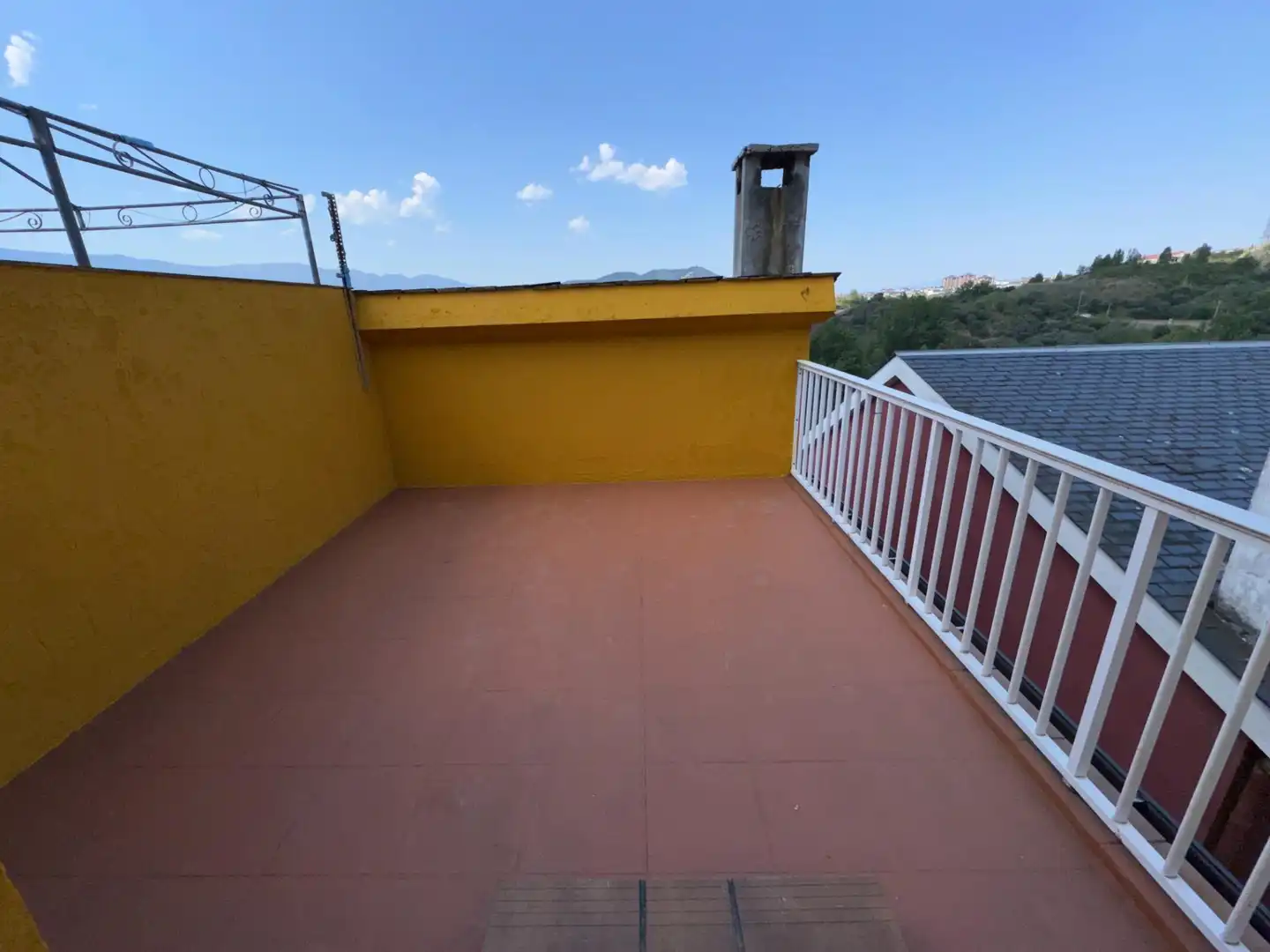Terrassa de Casa adosada en venda en Ponferrada amb Calefacció i Terrassa
