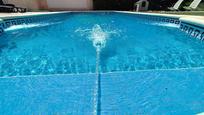 Piscina de Casa adosada en venda en Badajoz Capital amb Aire condicionat, Calefacció i Terrassa