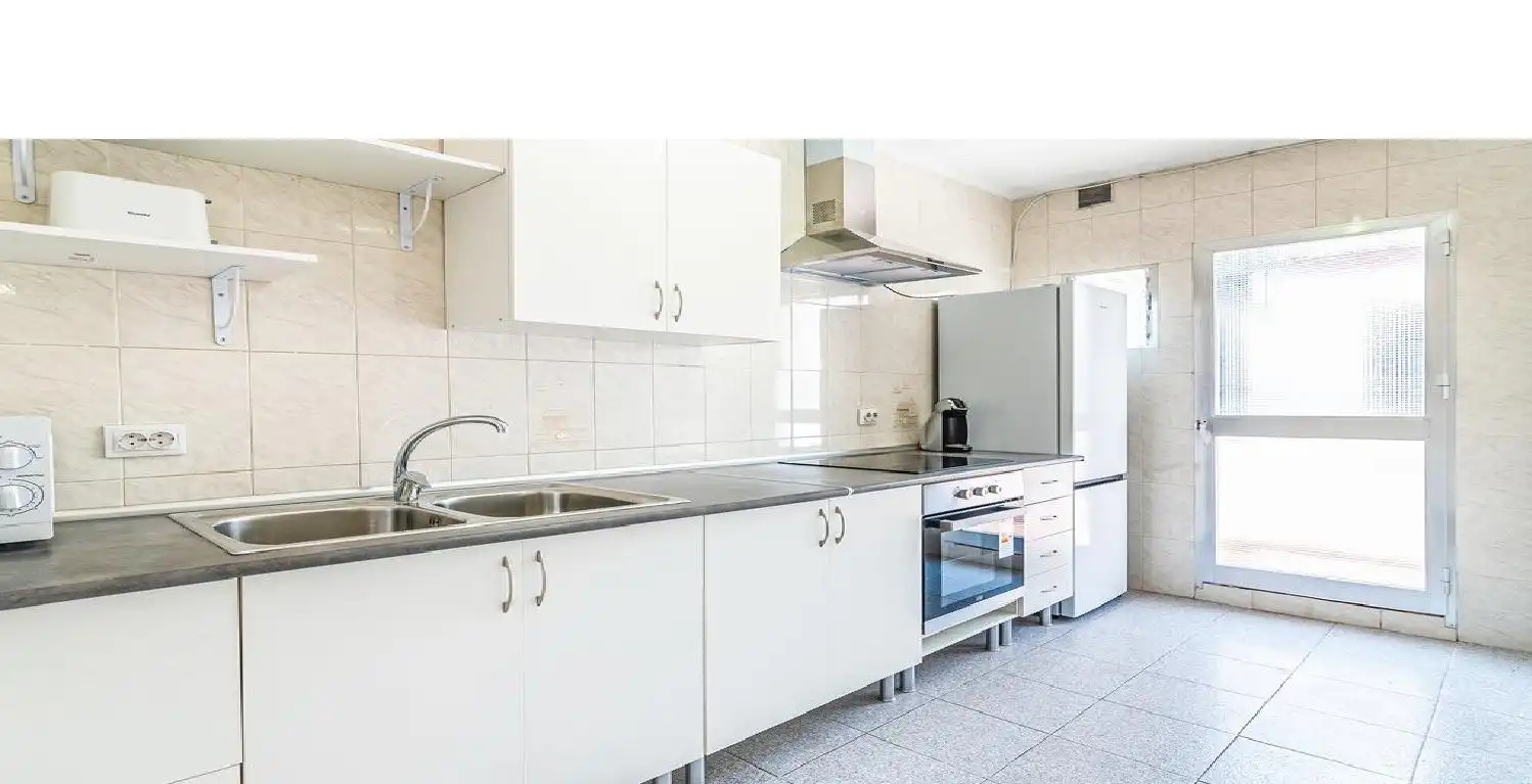 Flat with terrace for sale in Sureste, imagen 5