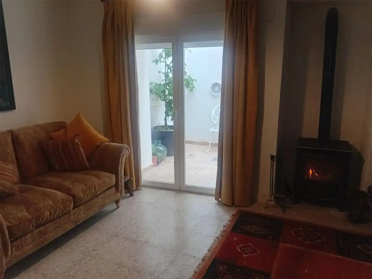 Sala d'estar de Casa adosada en venda en Fuente-Tójar, Córdoba